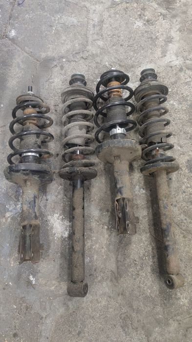 Amortyzatory Volkswagen Golf 2/3/Vento/Jetta, Passat B3/B4, Corrado