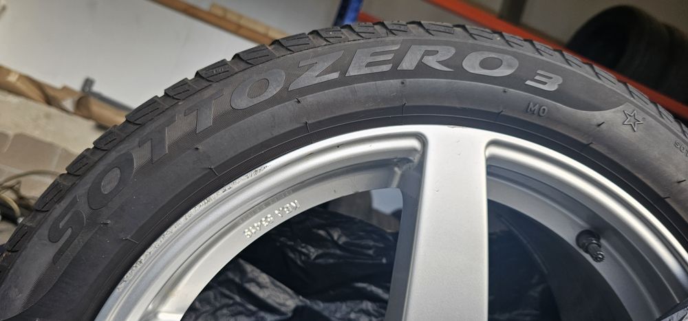 Jantes Mercedes-Benz 224/45 R18 com pneus 2xPirelli 2xGood Year