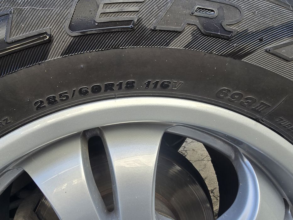 Шини  BRIDGESTOUNE A/T 285/60 R18