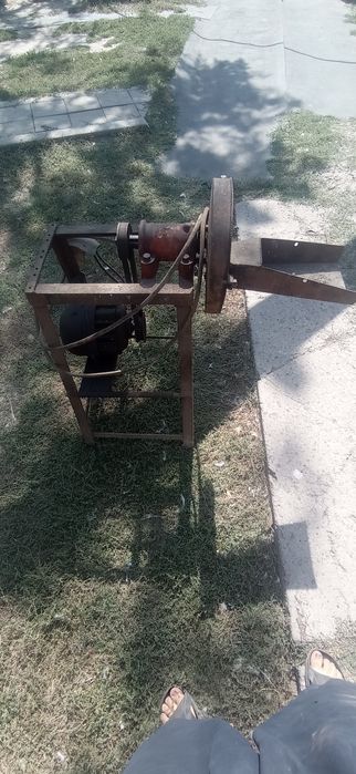 Продам корморізку для кукурудзи