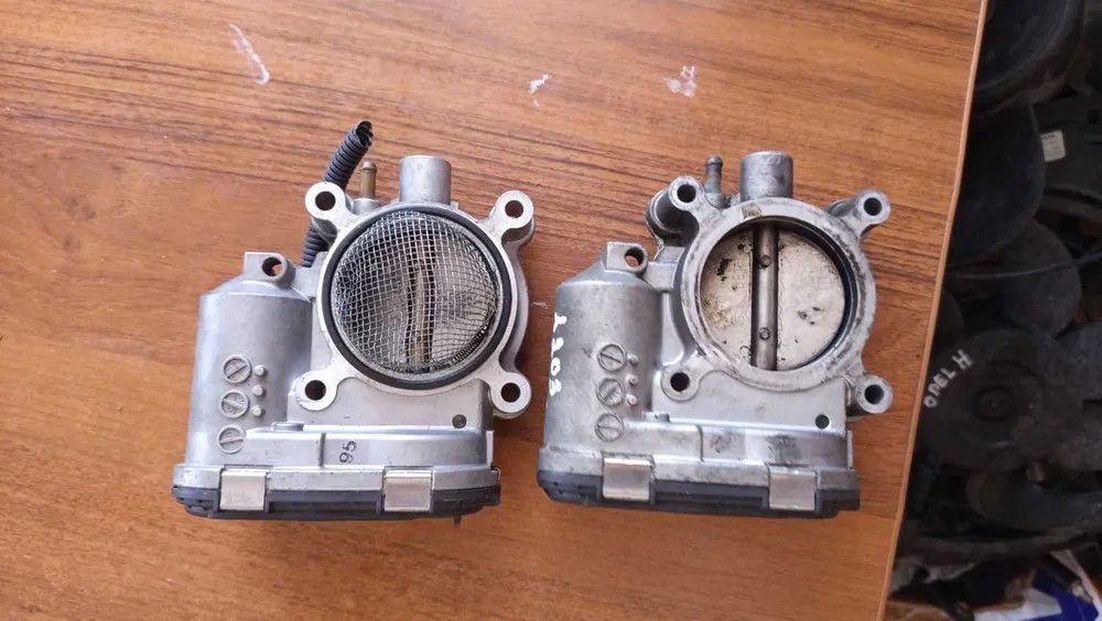 Дросельна заслонка Мерседес W 203 бензин