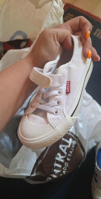 Sapatilhas levis