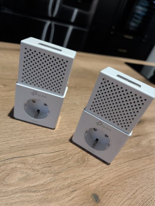 Gigabitowy transmiter sieciowy 2szt TPLINK AV1000  model TP-PA7020P