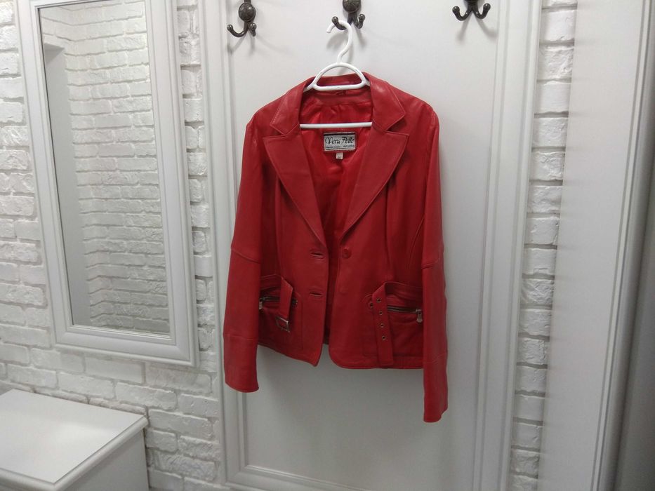 Шкіряна жіноча куртка Vera Pelle Італія оригінал