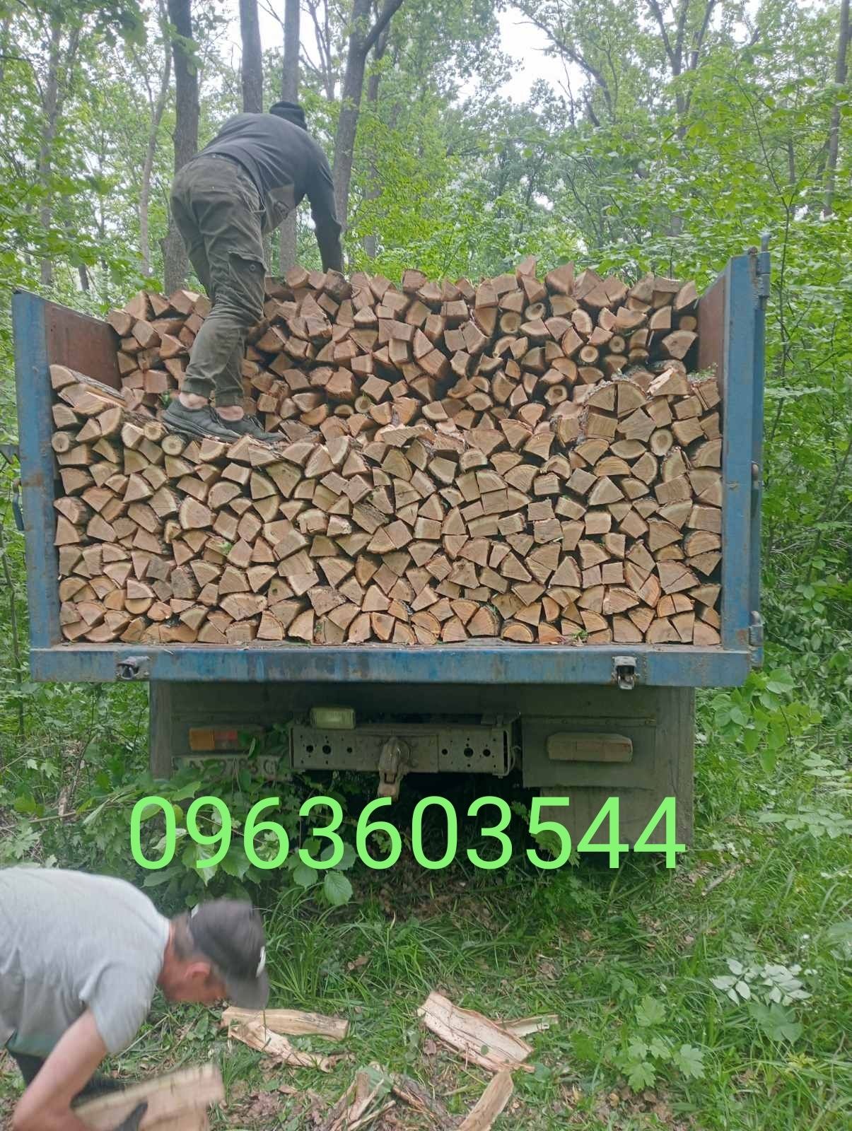 Продам дрова колотые чурка
