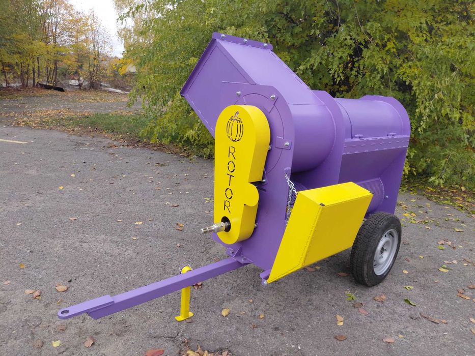 К1500м - гарбузовий міні-комбайн