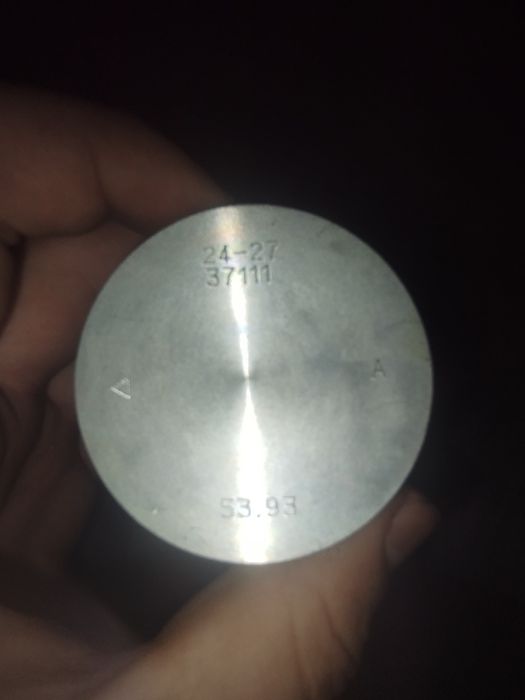 Продам поршень VERTEX