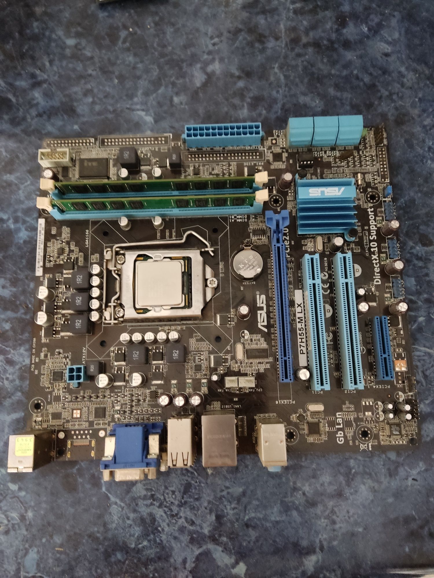 Płyta główna AsusP7H55-M LX z procesorem i3 i Ram 4Gb