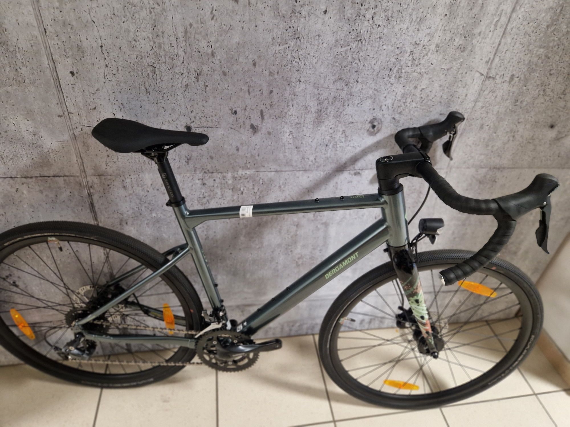 Nowy gravel bergamont grandurance L