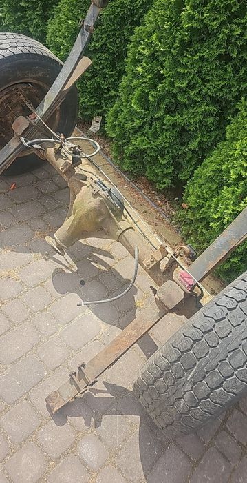 Nissan Navara d22 lift most tyl