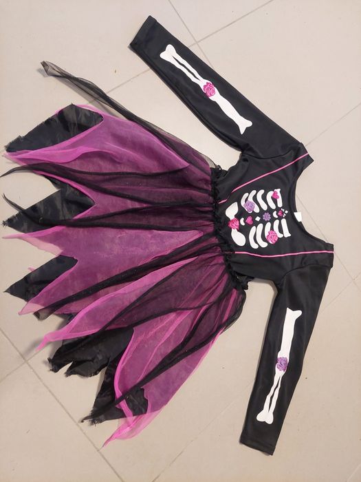 Strój sukiena kostium