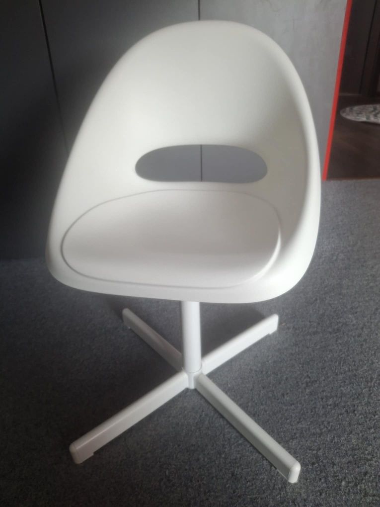 Ikea dziecięce krzesło biurowe białe