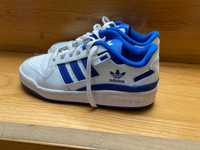 Adidas originals 
Forum Low