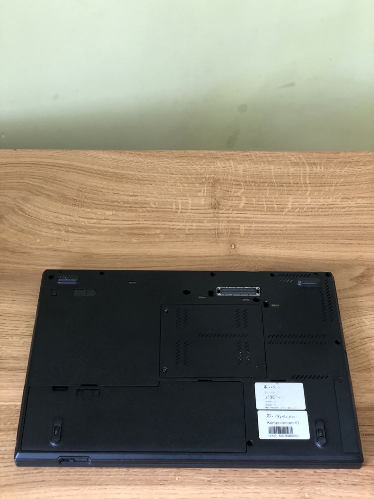 Тоненький Ноутбук Lenovo T430s core i5 8gb ОЗУ 240ссд з Німеччини