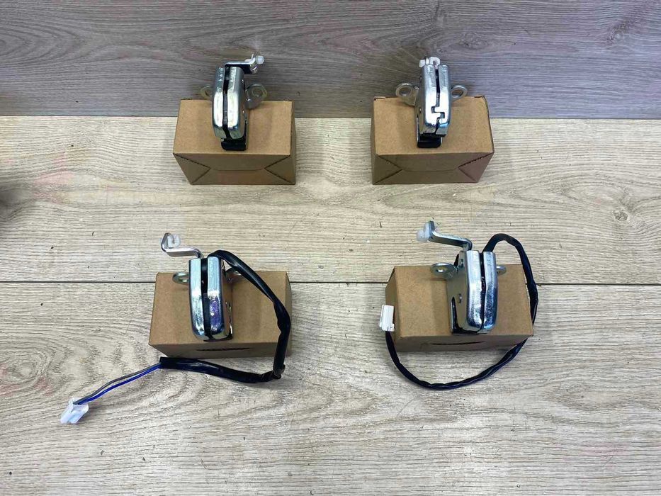 замок задніх дверей Fiat Doblo Тяга замка ручка Фіат добло 01-15р трос