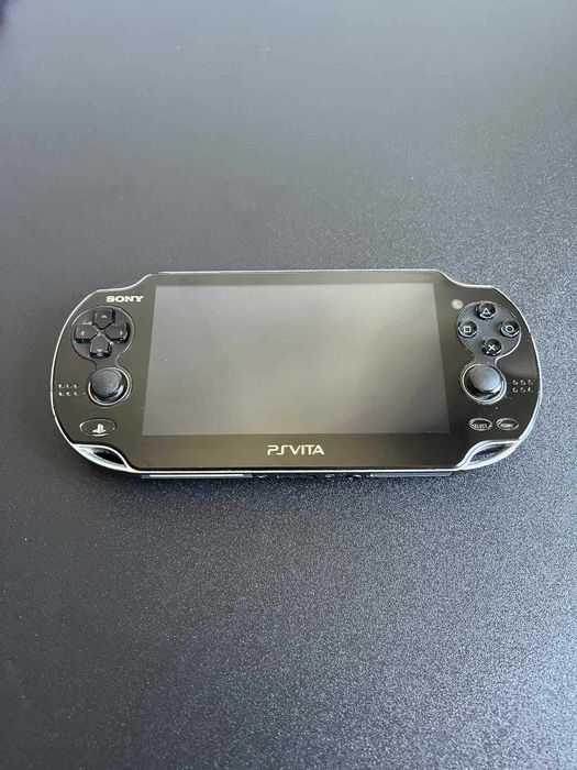 Sony PlayStation Vita 1000 Preta com 50+ Jogos