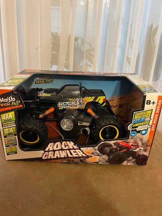 Машинка на радіокеруванні