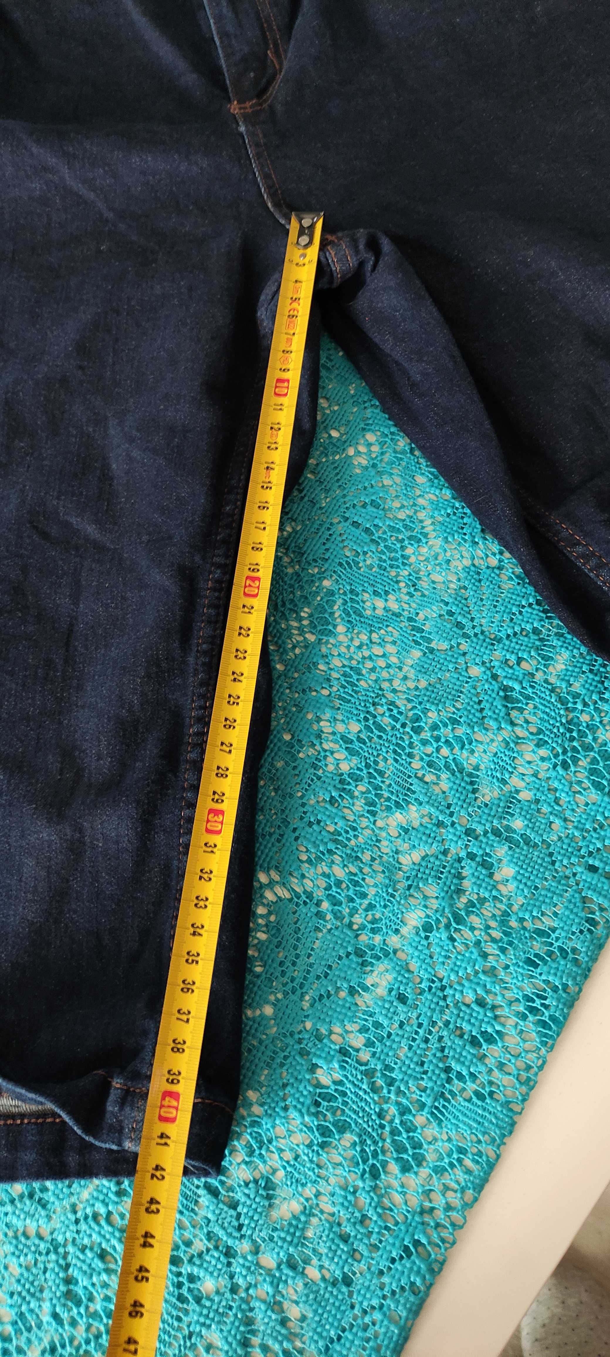 Spodenki krótkie stan bdb r. 54