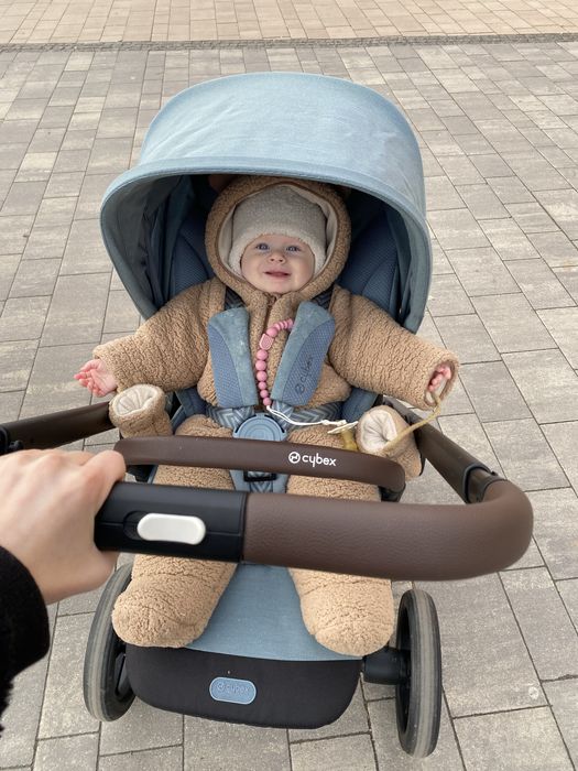 Зимовий комбінезон