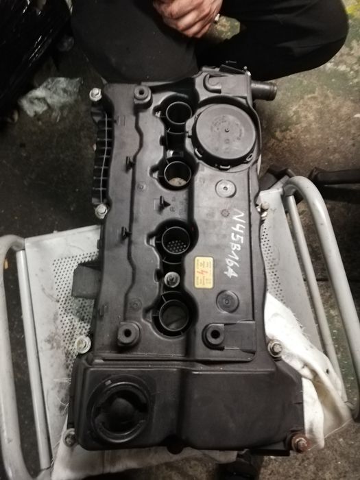Pokrywa zaworów BMW e87 e90 n45b16a