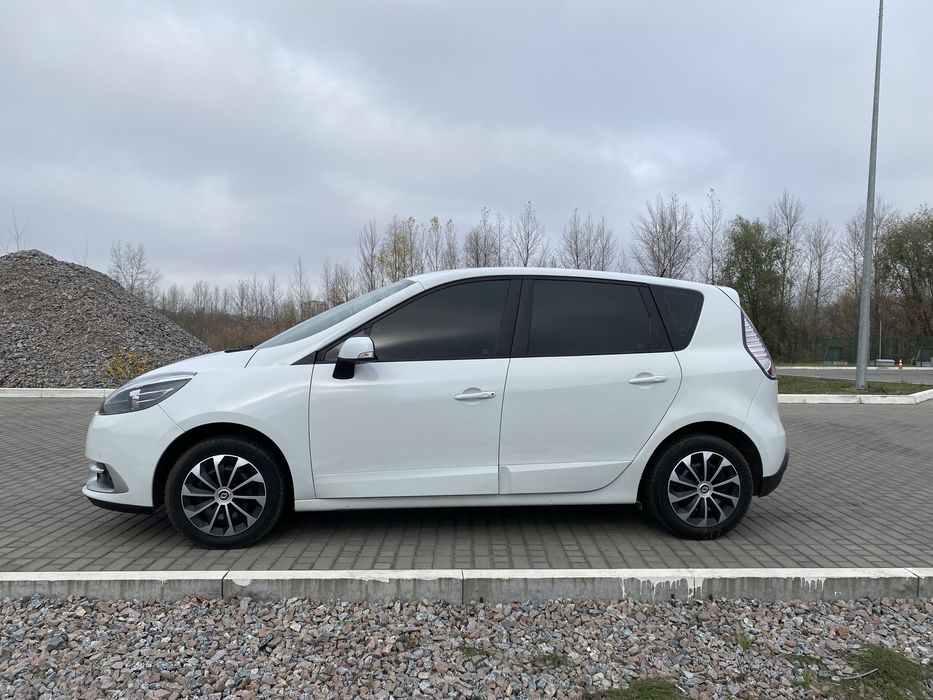 Renault Scenic 2 Rest