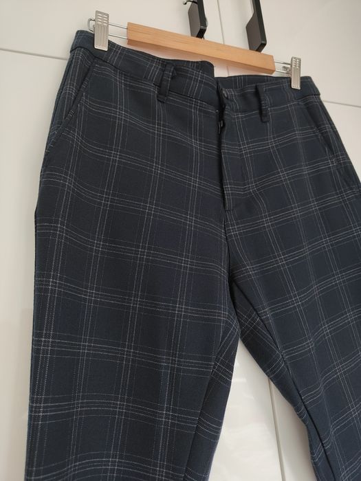 Męskie materiałowe spodnie w kratę, Zara, r. 38