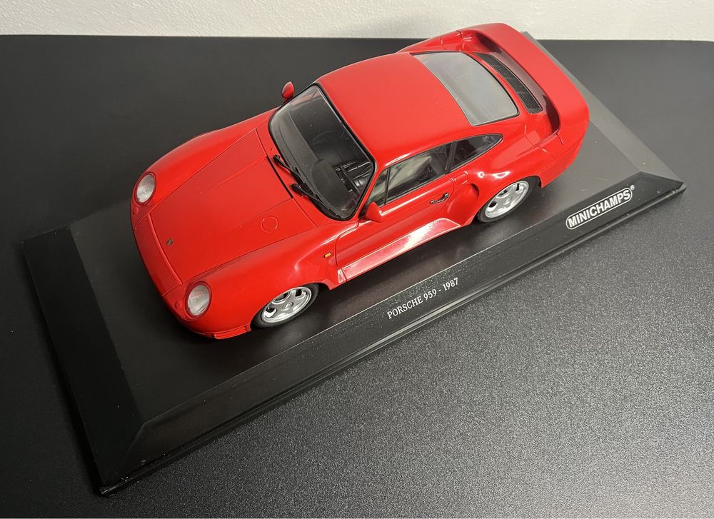 Модель Porsche 959 Minichamps 1/18 Торг