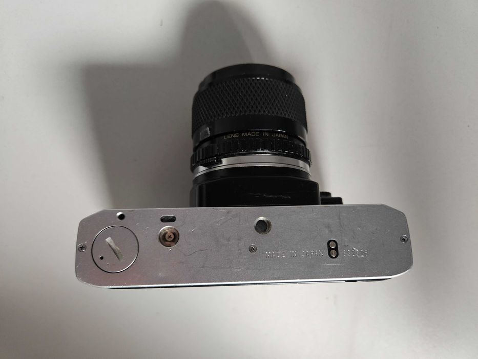 Olympus OM10 + 28-35mm