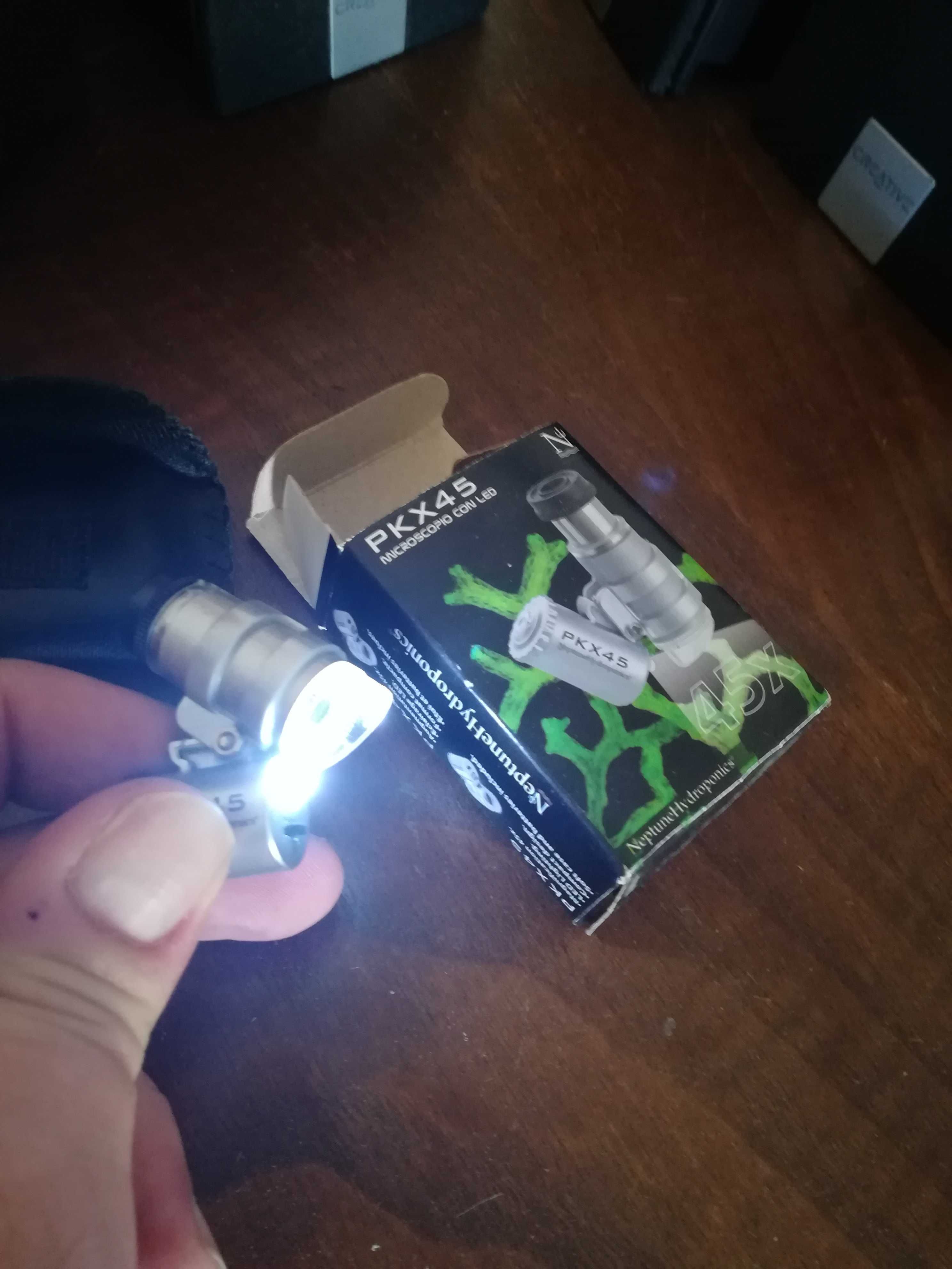 Mini Microscópio com luz led