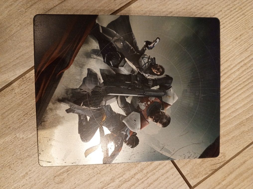 PS4 PRO 1Tb 5 grier i 3 pady