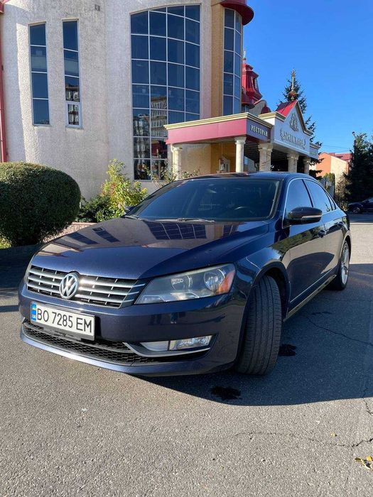 Volkswagen Passat SEL