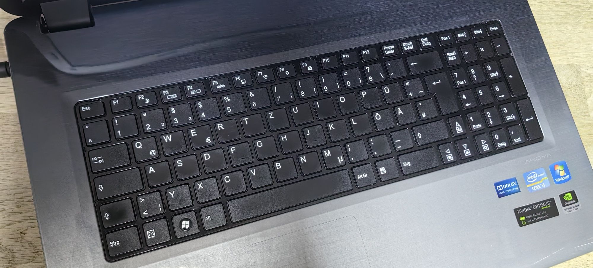 Ноутбук Medion MD 98770/i5-2430M/Ram 4Gb/HDD No/Video 1Gb