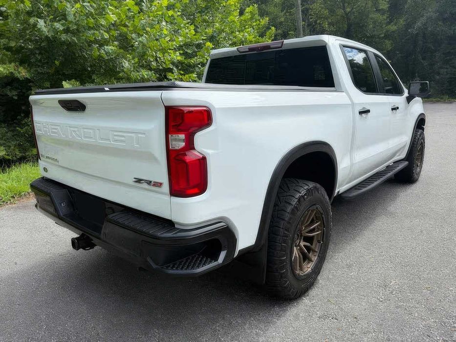Chevrolet Silverado      2023