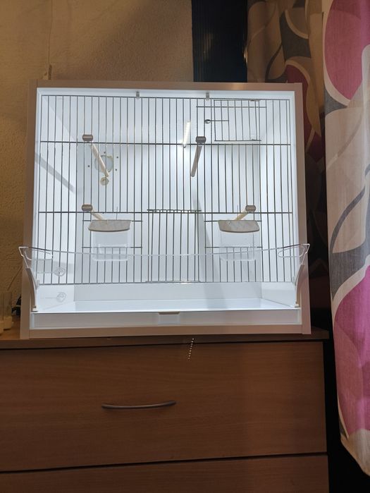 Sprzedam klatkę na papugi