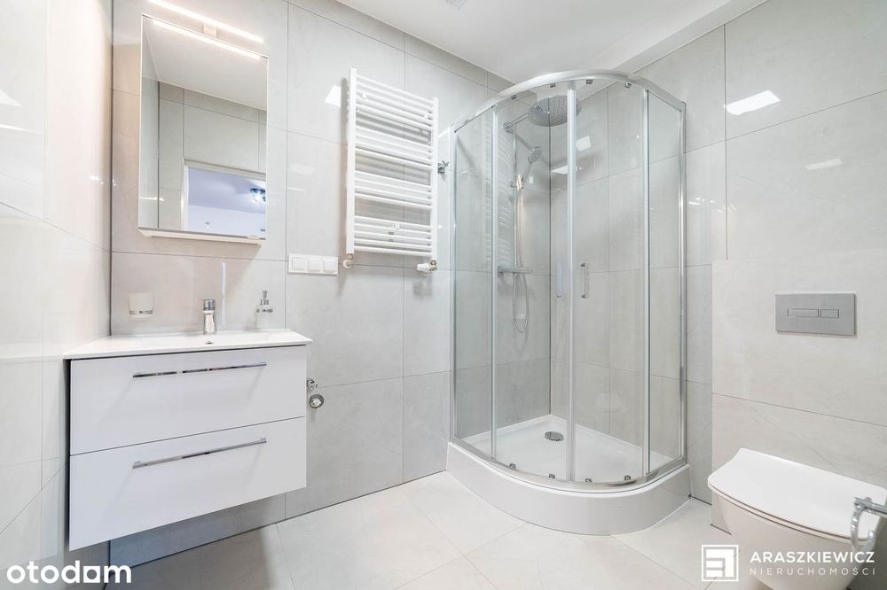 WYREMONTOWANA kawalerka przy SAMYM RYNKU! nowość!