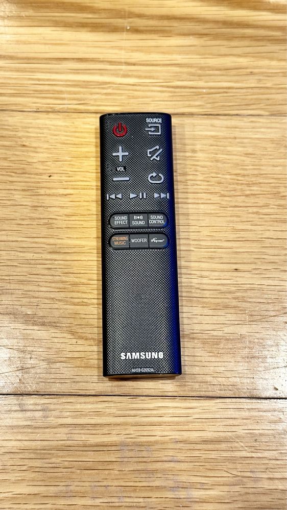 Soundbar Samsung Como Nova c/Subwoofer Wireless  e Controlo Remoto