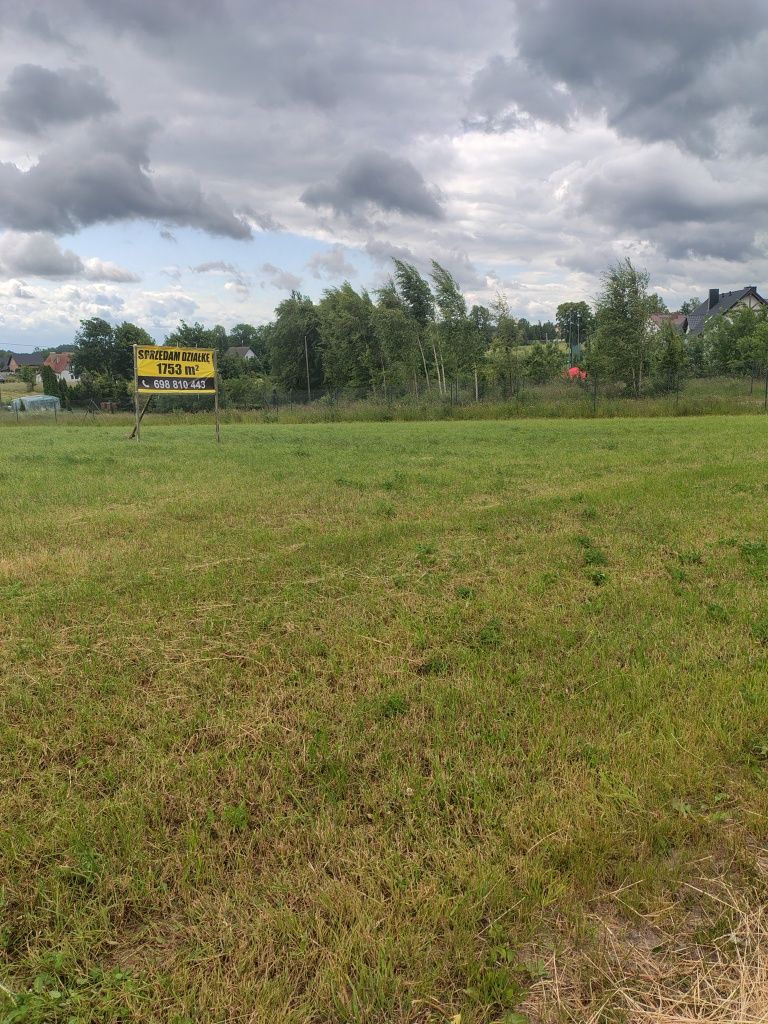 Sprzedam działkę budowlaną
