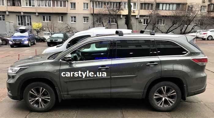 Багажник Turtle Турція в штатні місця на даху авто Air3 невиступаючий