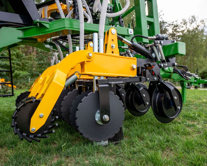 AGREGAT STRIP TILL - uprawa pasowa, agregat uprawowy, bezorkowy