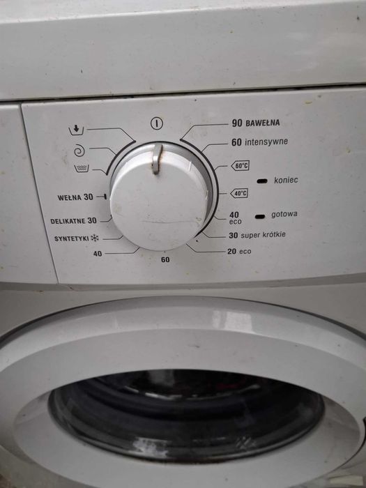 Pralka sprawna technicznie używana