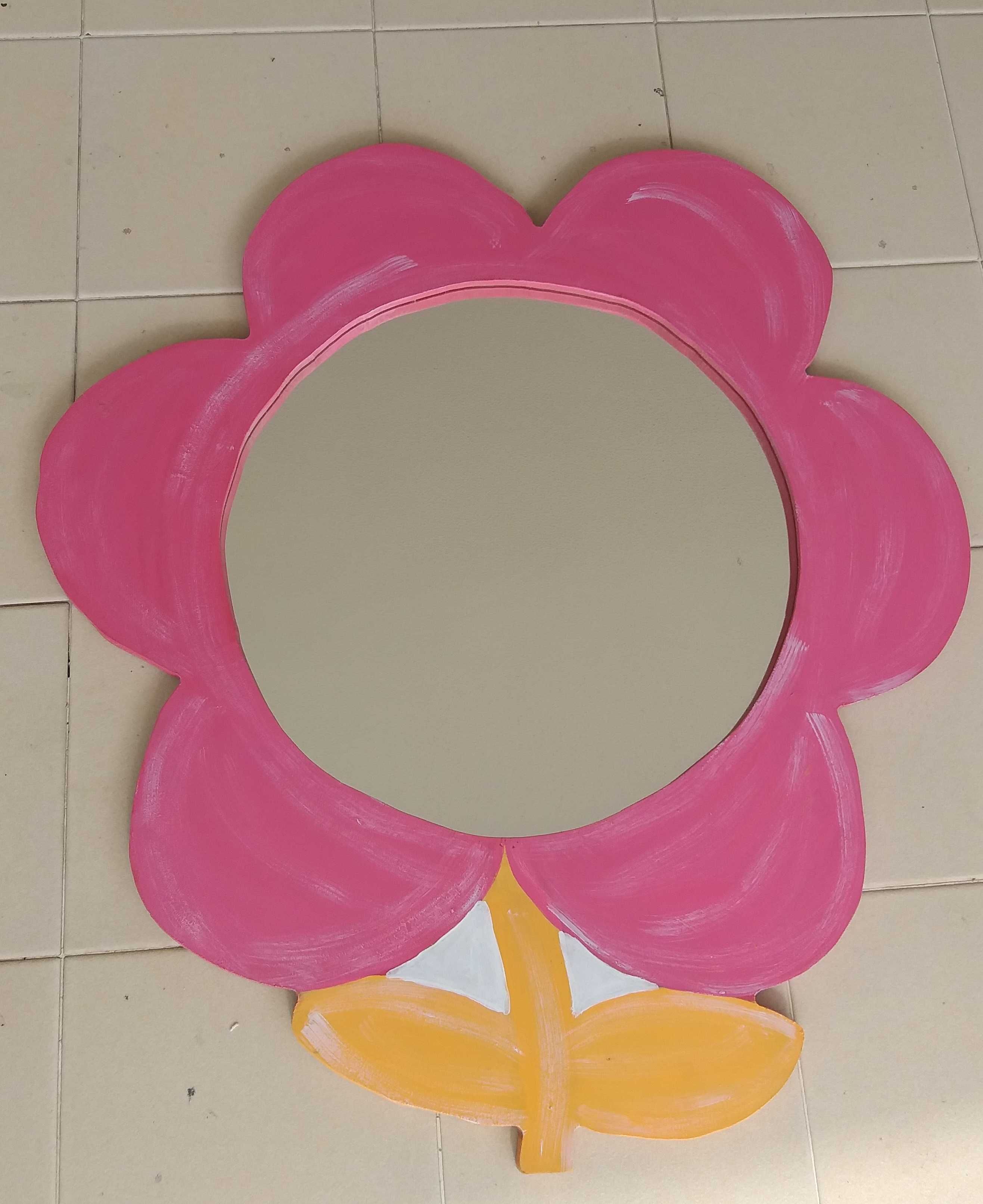 Espelho de quarto de bebé /menina