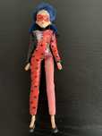 Lady bug de Miraculous boneca transformavel