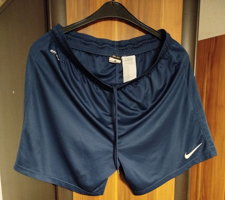 Spodenki krótkie męskie Nike rozmiar L stan idealny