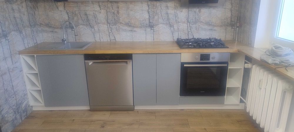 Zestaw mebli kuchennych