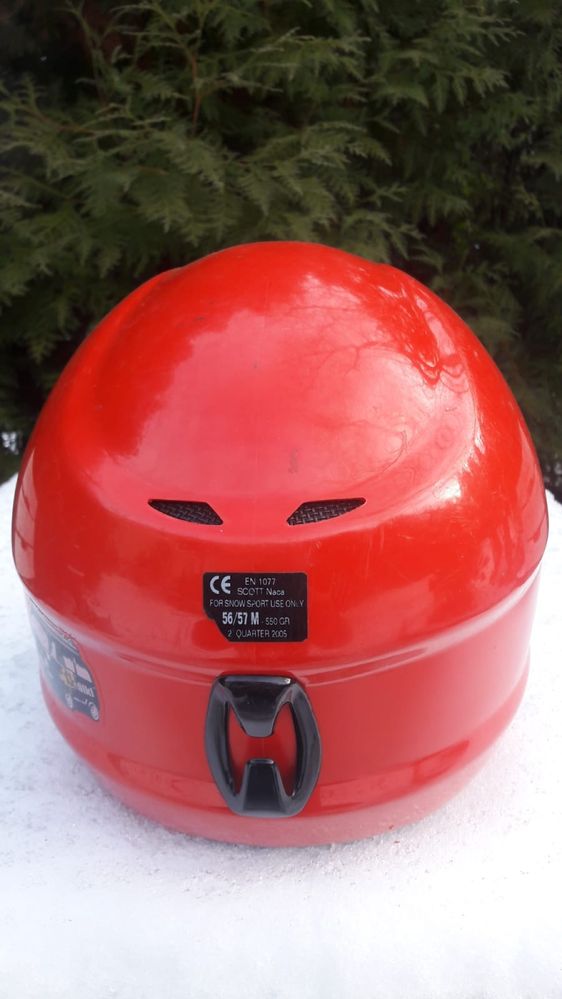 Kask snowbordowy