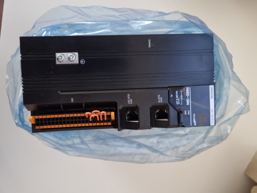 Omron servo drive R88D-1SN20F-ECT