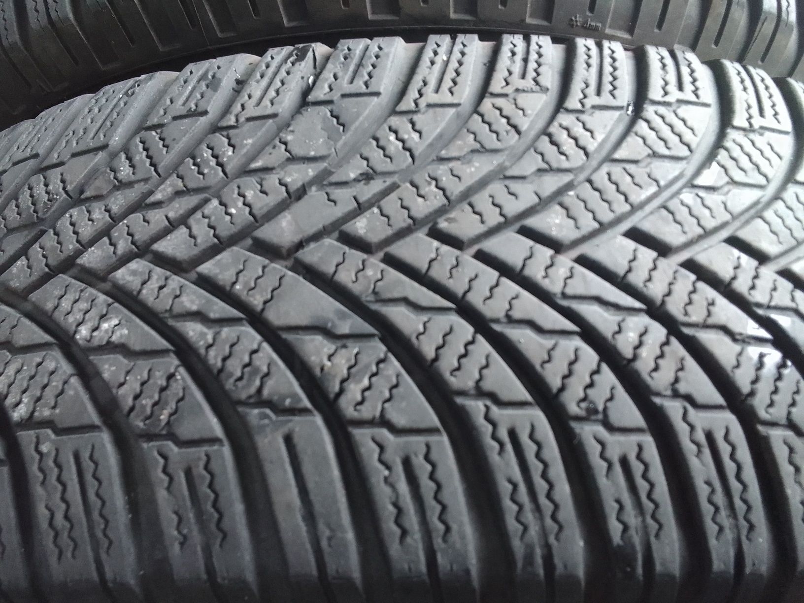 2 Opony zimowe 185/65r15 FIRESTONE 2023r