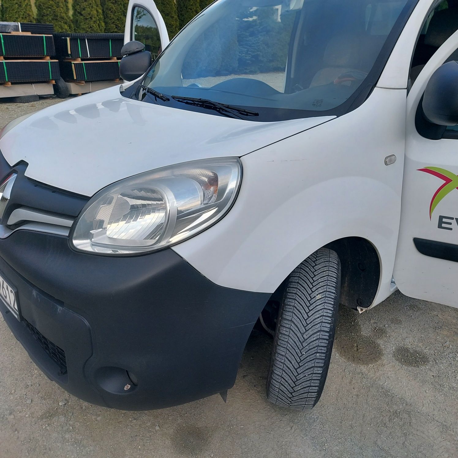 Felgi stalowe opony michelin komplet renault Kangoo