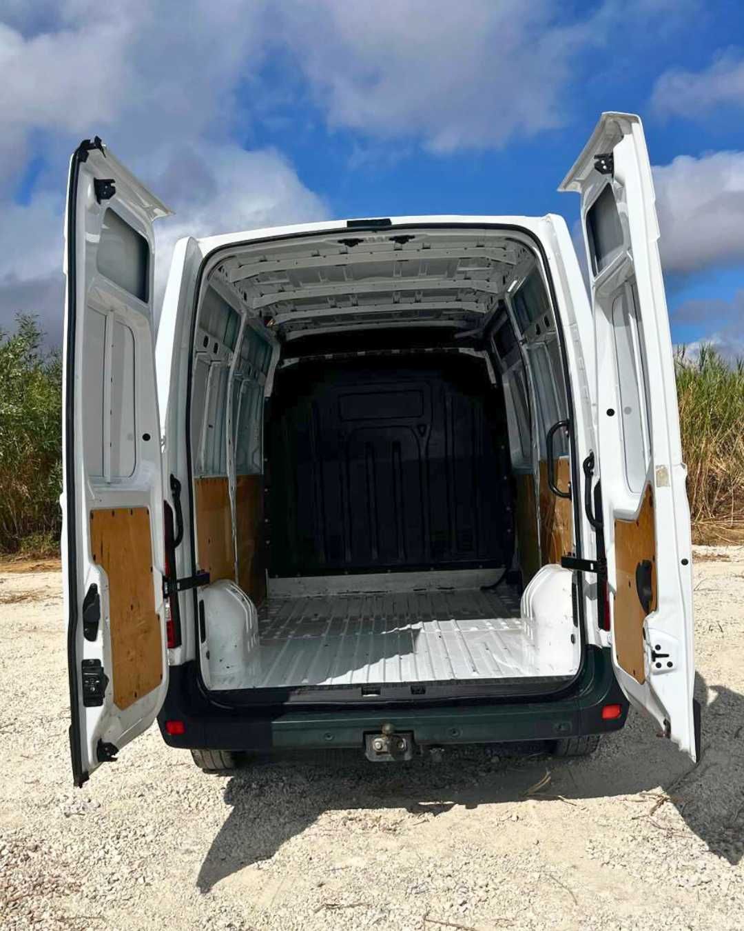 Renault MASTER T35 2.3 dCi L2H2