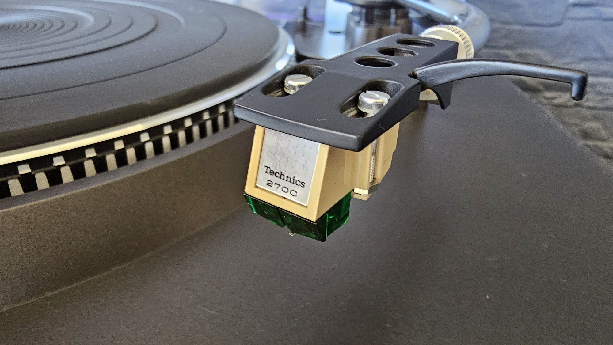 Gramofon Technics SL-3210